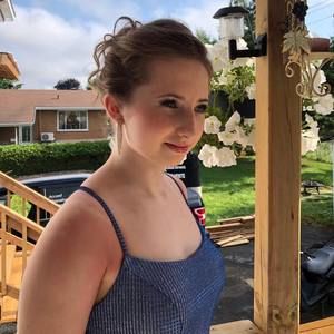 Meet your Posher, Jade